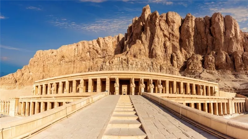 مصر تحجز مكان لها ضمن أفضل الوجهات السياحية لعام 2025