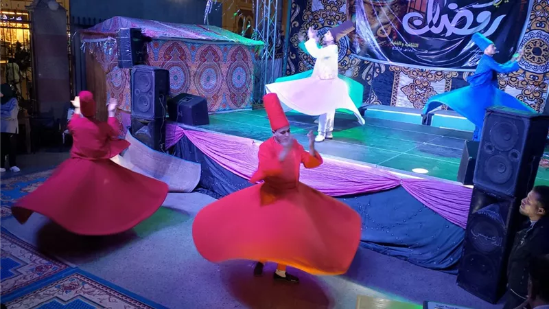 محافظ أسيوط: عروض 