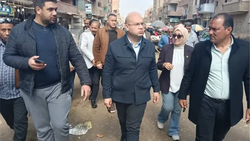 نائب محافظ الجيزة يتابع مشروعات الرصف بمدينة الحوامدية ويوجه برفع الاشغالات
