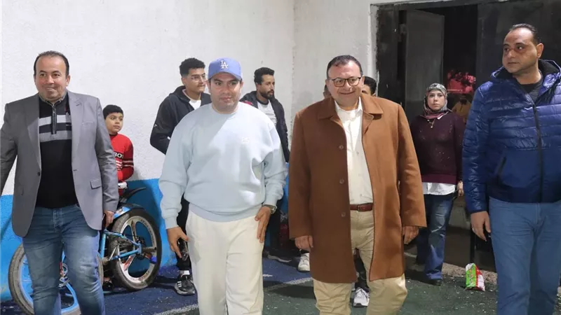 مدير مديرية الشباب بدمياط يشارك منافسات البطولة الرمضانية للكرة الطائرة
