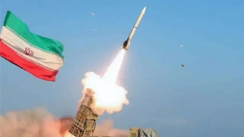 إيران تعلن استهداف 20 هدفًا عسكريًا أمريكيًا الكويت والبحرين والكويت