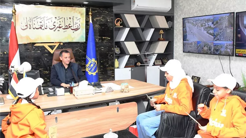محافظ أسوان يدعم مبادرة بطل من حجر ويؤكد تحويل السلوكيات السلبية إلى إيجابية