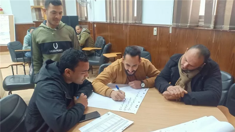 مياه المنوفية: تدريب العاملين علي أساليب وأخطار التعامل مع الكيماويات