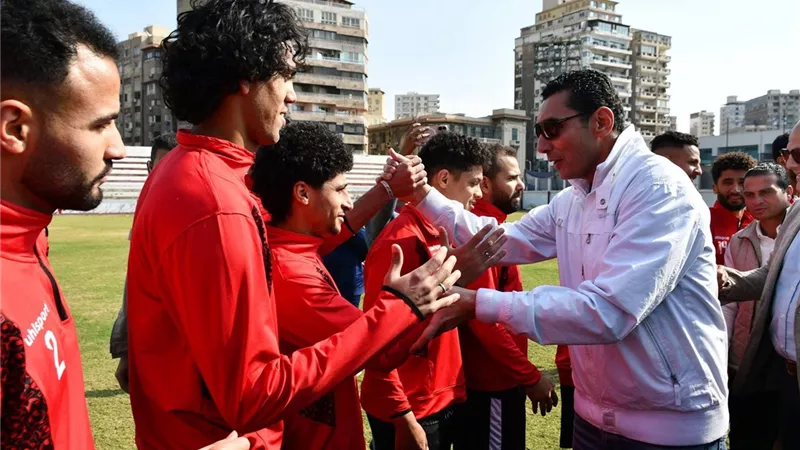 وزير الشباب والرياضة ومحافظ الإسكندرية يتفقدان الأولمبي المصري
