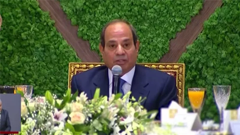 الرئيس السيسي: مصر تحتاج أجيالًا واعية تحافظ على مقدرات الشعب للأجيال الحالية 