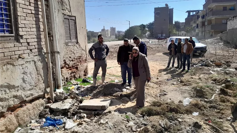 محافظ أسيوط: استمرار رفع كفاءة الصرف الصحي ضمن تطوير مساكن حي العتالين