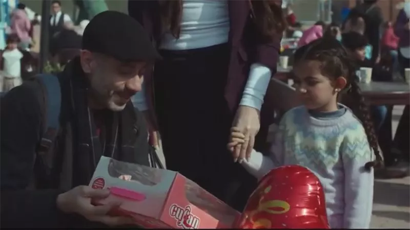 مسلسل أب ولكن الحلقة 1.. محمد فراج يبدع في تجسيد دور الأب المحروم من ابنته