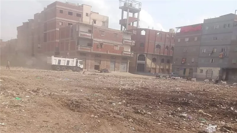 رفع 70 طن مخلفات وفرد 200 طن رمال ضمن حملات النظافة بقرى دمياط