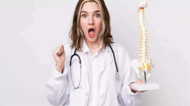 علامات خفية لهشاشة العظام لدى النساء.. تعرفي عليها