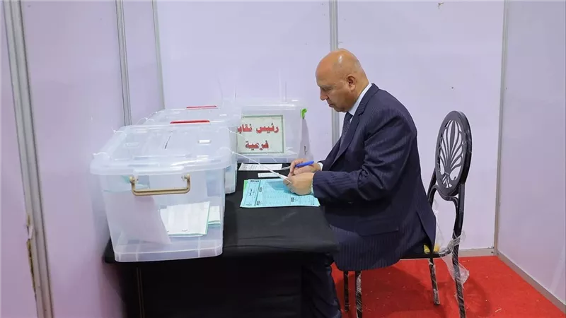 الفريق كامل الوزير يشارك في انتخابات نقابة المهندسين