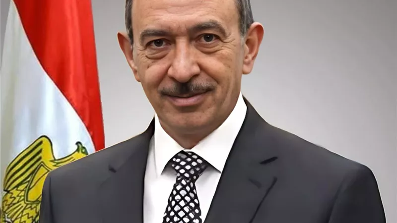 محافظ سوهاج يفتتح صومعة 