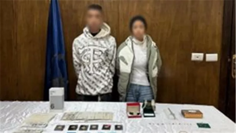 عصابة «حمادة وتوتو».. ضبط رجل وزوجته لسرقتهما مشغولات ذهبية من شقة بالقطامية