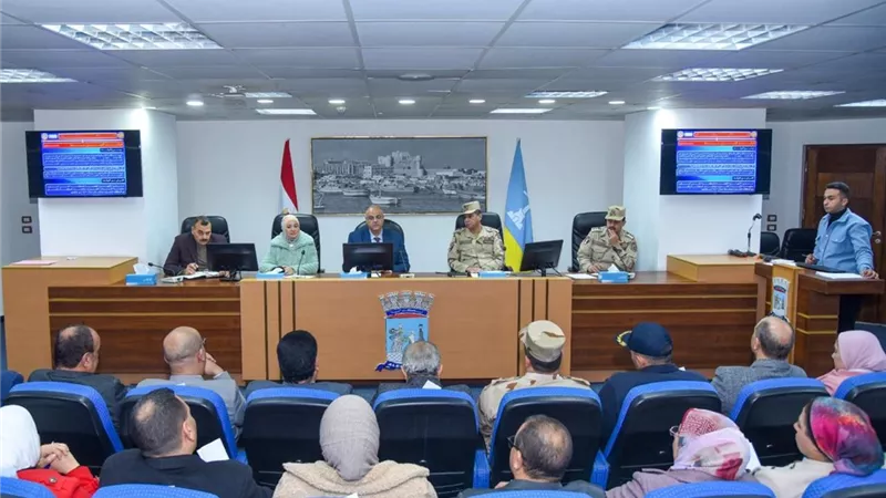 محافظ الإسكندرية يتابع الاستعدادات الخاصة بالتدريب العملي المشترك 