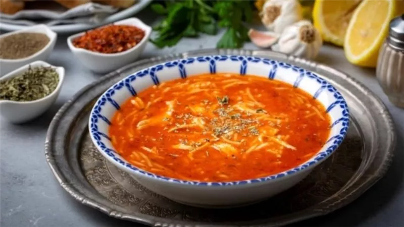 طريقة تحضير شوربة الشعيرية بالطماطم خطوة بخطوة لسفرة رمضان 	