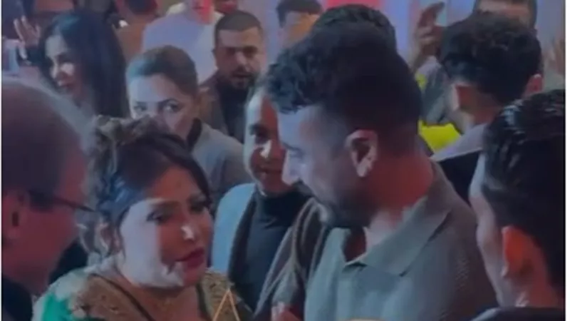 بعد ظهورهما في إحدى السهرات الرمضانية .. هل تصالح أحمد العوضي وبدرية طلبة ؟