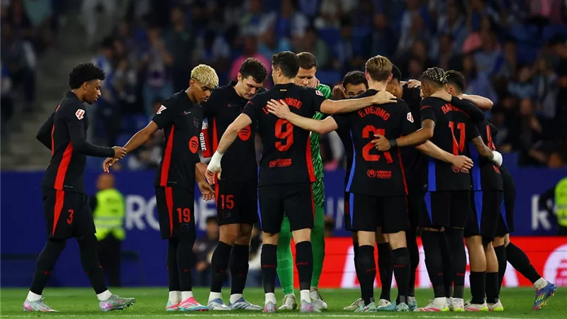 الدوري الإسباني.. تشكيل مباراة برشلونة وأتلتيك بيلباو في الجولة 27 