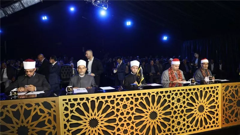 بجوائز 100 ألف جنيه.. وزير الأوقاف يختتم فعاليات «أصوات من السماء» بالمنيا 