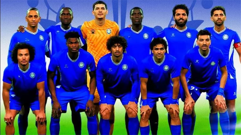 أحمد عبدالعزيز يجدد تعاقده مع نادي سموحة لموسم جديد 