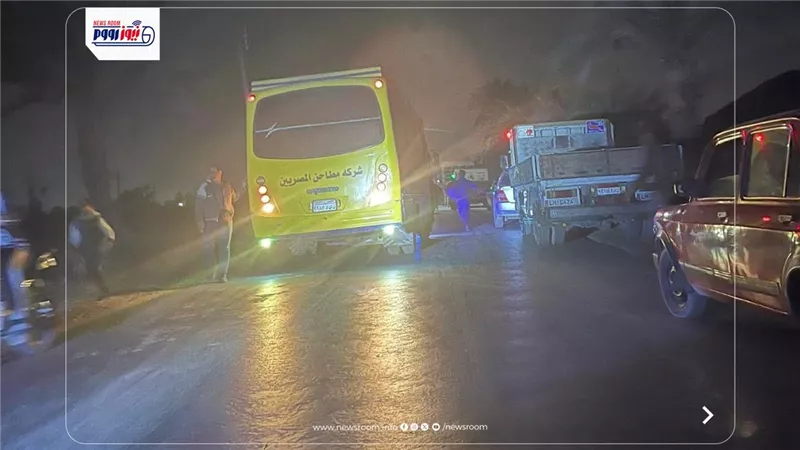 مصرع 3 شباب في حادث تصادم مروع بين سيارة نقل و3 دراجات بخارية بالمنيا