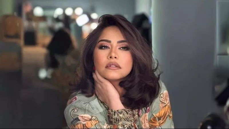 مادلين طبر: شيرين عبدالوهاب مطربة مصر الاولى.. والالقاب لا يمنحها الفنان لنفسه