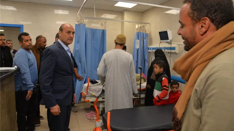 محافظ أسيوط يفاجئ العاملين بمستشفى منفلوط المركزي الجديد بجولة ميدانية لمتابعة