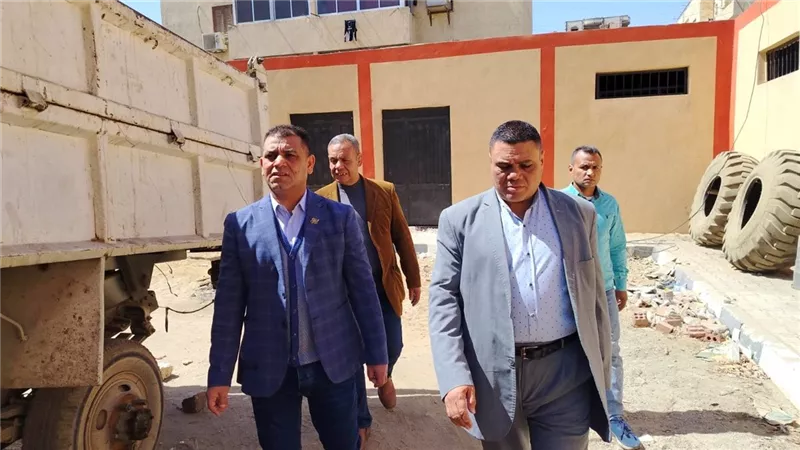 رئيس مدينة أرمنت يبدأ مهام عمله بجولة ميدانية موسعة لمتابعة الخدمات 