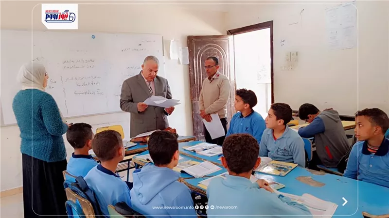 قبيصي يفاجئ مدرسة الشيخ حسن الإعدادية بنين بغرب الفيوم بجولة ميدانية 