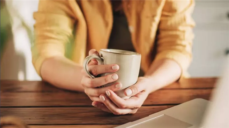 احذر.. مشروبات قد تضاعف خطر الإصابة بسرطان الأمعاء