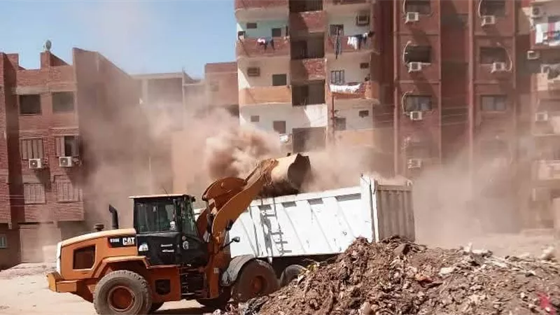 بتوجيهات محافظ أسوان استمرار أعمال النظافة والتجميل 