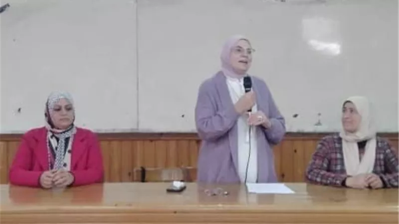 تزامنا مع يوم المرأة العالمي: قومى المرأة بالشرقية يقيم ندوة بالمعهد الفني