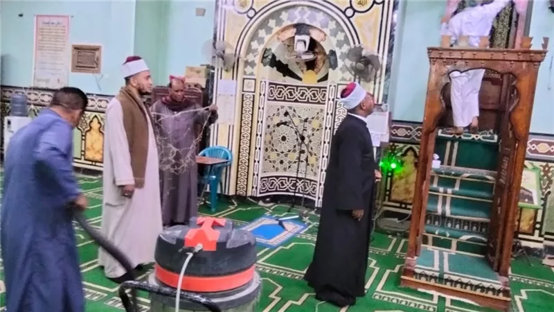 الأوقاف: تجديد حملة النظافة الشاملة بالمساجد لاستقبال المعتكفين