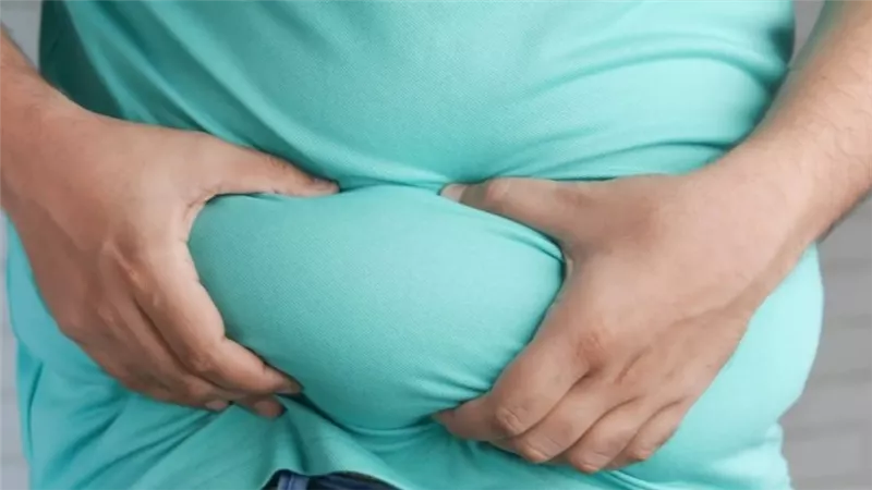 4 أطعمة تزيد دهون البطن و5 خيارات تساعدك تتخلص منها