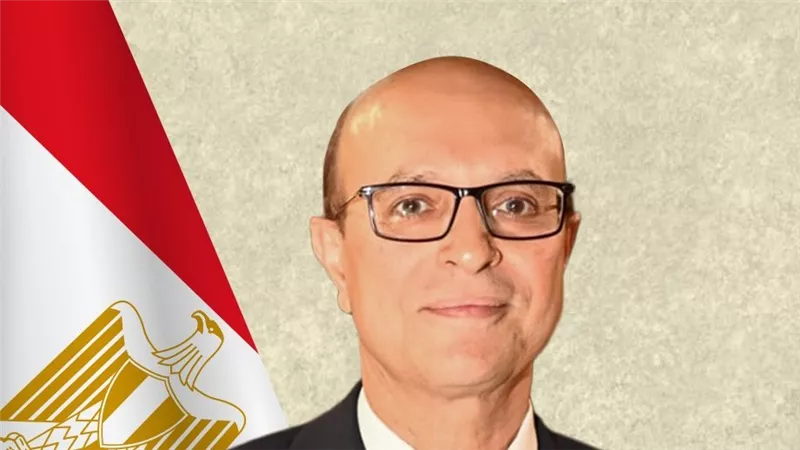 رئيس جامعة أسيوط يهنئ المرأة المصرية بمناسبة اليوم العالمي للمرأة 