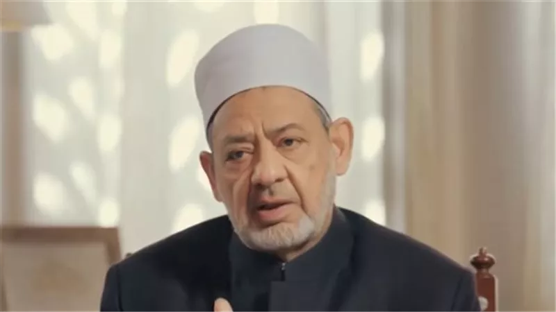 الأزهر يُدينُ استمرار الاعتداءات الإيرانيَّة غير المبرَّرة على دول الخليج