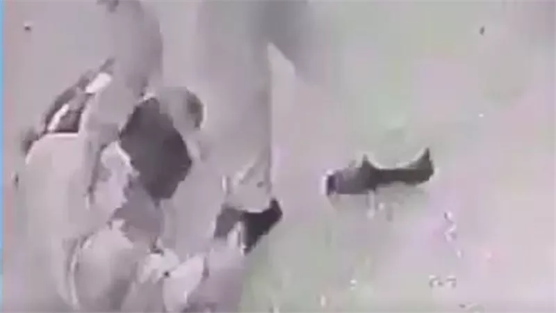 عقب صلاة الفجر.. الأمن يفحص فيديو التعدي على مسن بالمحلة الكبرى