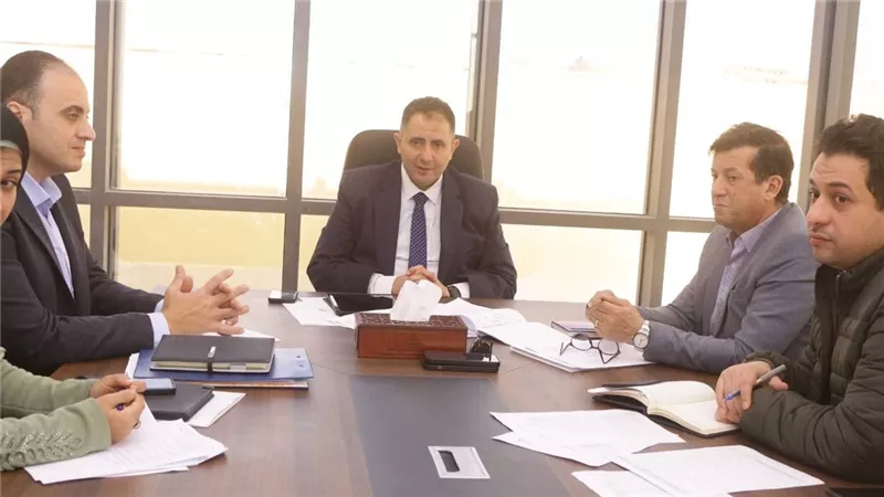 محافظ دمياط يصدر توجيهات لترشيد استهلاك الكهرباء في المباني والشوارع