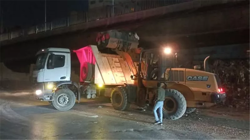 رفع ٢٢٠٠ طن مخلفات من عدة قطاعات بحي الهرم وجنوب الجيزة