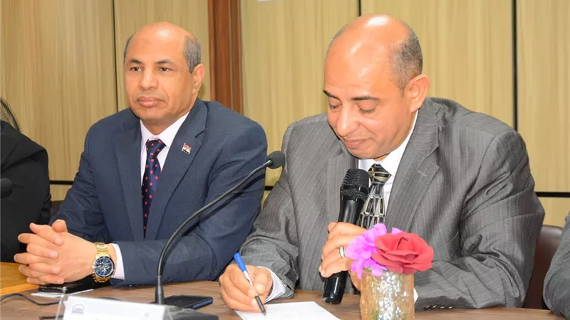 جامعة أسيوط تناقش تأثيرات التوتر الإيراني‑الأمريكي على الدولة والمواطن المصري 