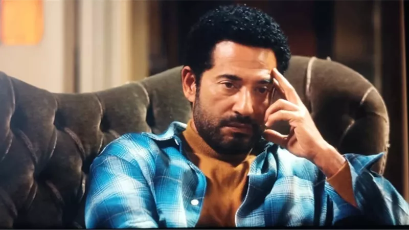 بالحلقة 19 من مسلسل إفراج.. عمرو سعد يقدم عظمة فنية و النقاد يصفوه بنجم رمضان 