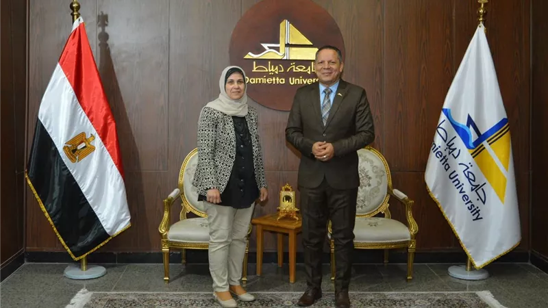 تكليف الدكتورة إيمان شيحة بتولي منصب وكيل كلية التمريض لشئون خدمة المجتمع 