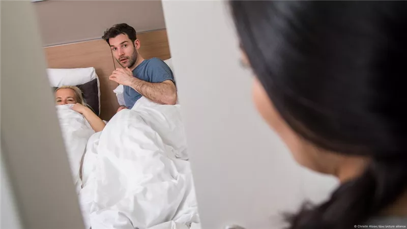أميرة همام: الرجل هو الصياد والمرأة ليست مسؤولة عن خيانة الزوج