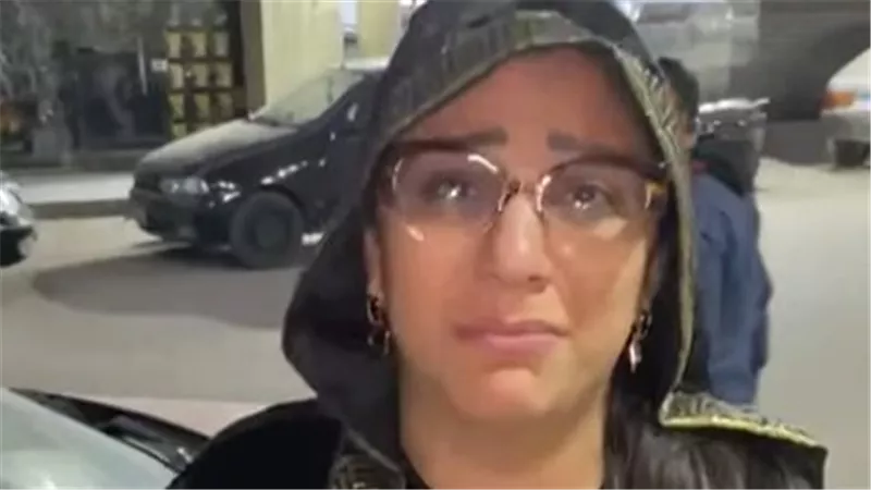صاحب عقاربحدائق الأهرام يتلف سيارة صحفية بسبب ركنها 10 دقائق والامن يضبطه