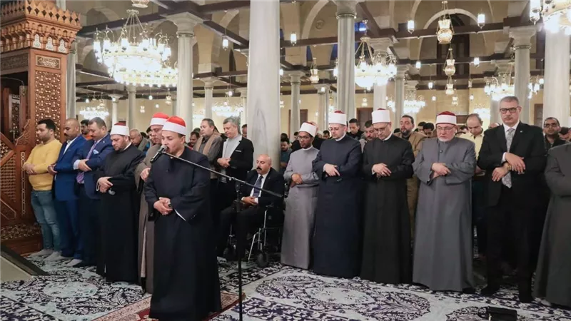 كبار القراء ونجوم «دولة التلاوة» يواصلون إحياء الليلة العشرين بتلاوات ندية