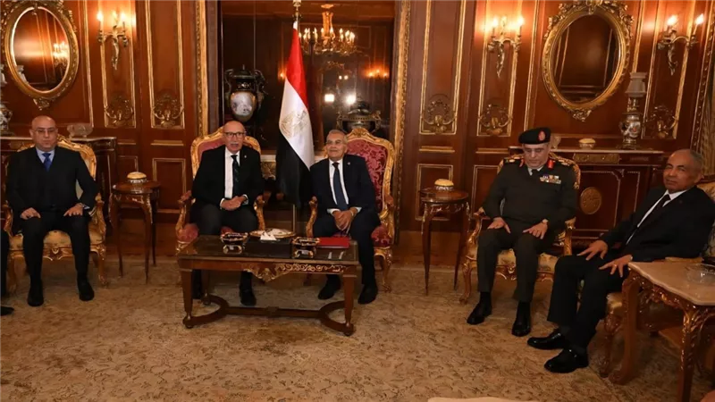 في أجواء رمضانية.. مجلس الشيوخ يقيم حفل إفطار جماعي للأعضاء
