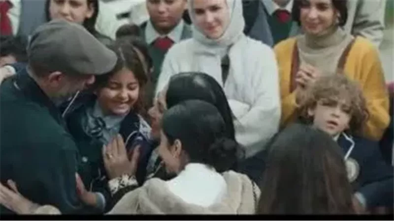 مسلسل أب ولكن الحلقة 5.. محمد فراج يحتفل بعيد ميلاد ابنته
