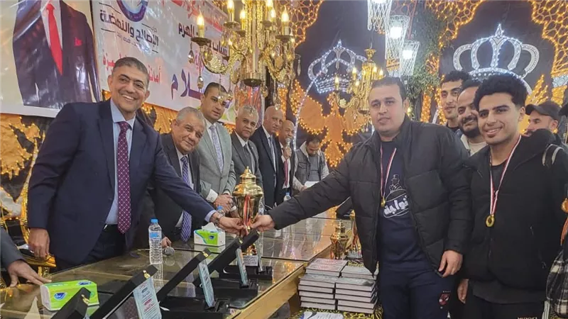 حزب الإصلاح والنهضة يكرم شهداء حرب أكتوبر والمحاربين القدماء