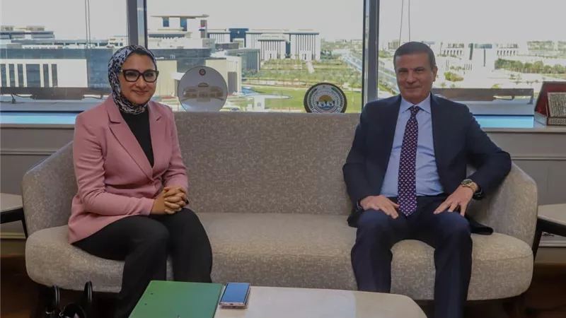 وزير الزراعة يبحث مع محافظ الوادي الجديد سبل تعزيز التنمية الزراعية الشاملة
