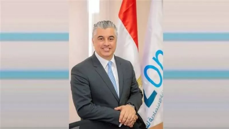 اقتصادية قناة السويس تعتمد لائحة جزاءات وإدارات لمتابعة قانون العمل