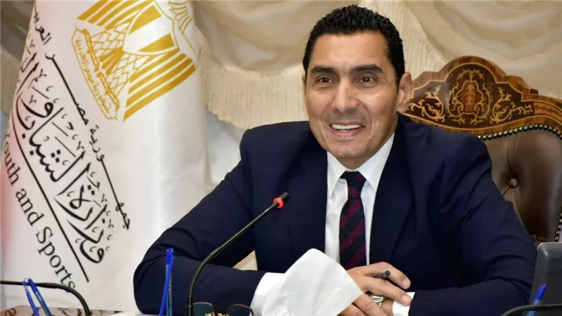 وزير الشباب والرياضة يبحث استضافة مصر للملتقى الإفريقي لمكافحة المنشطات