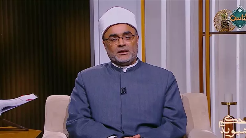 «من أبخل الناس من بخل بالسلام».. عالم أزهري يوضح رسالة حديث نبوي